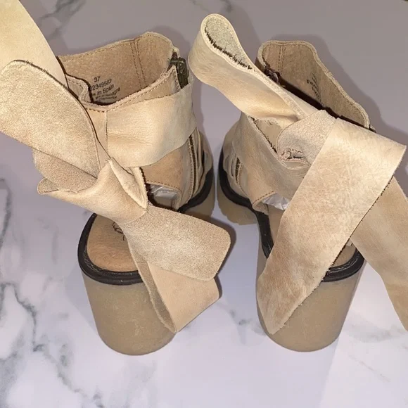 FREE PEOPLE BLAKE PLATFORM BOOTIES - Picture 3 of 10